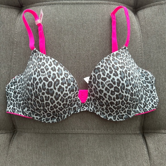 Victoria’s Secret and Pink Bras - Picture 11 of 14